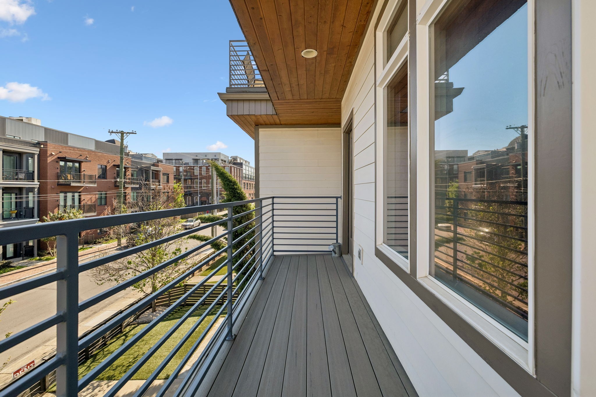 606 Hume St Unit: A