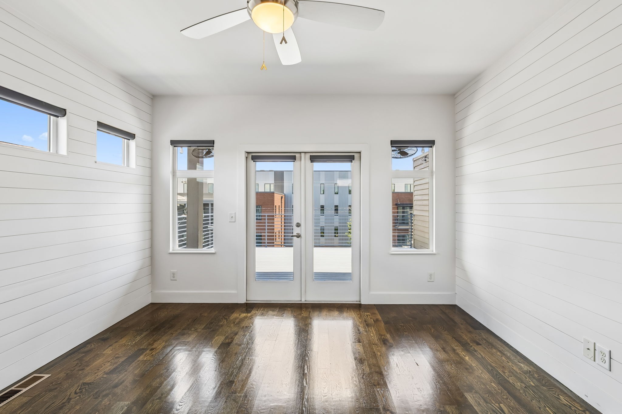 606 Hume St Unit: A