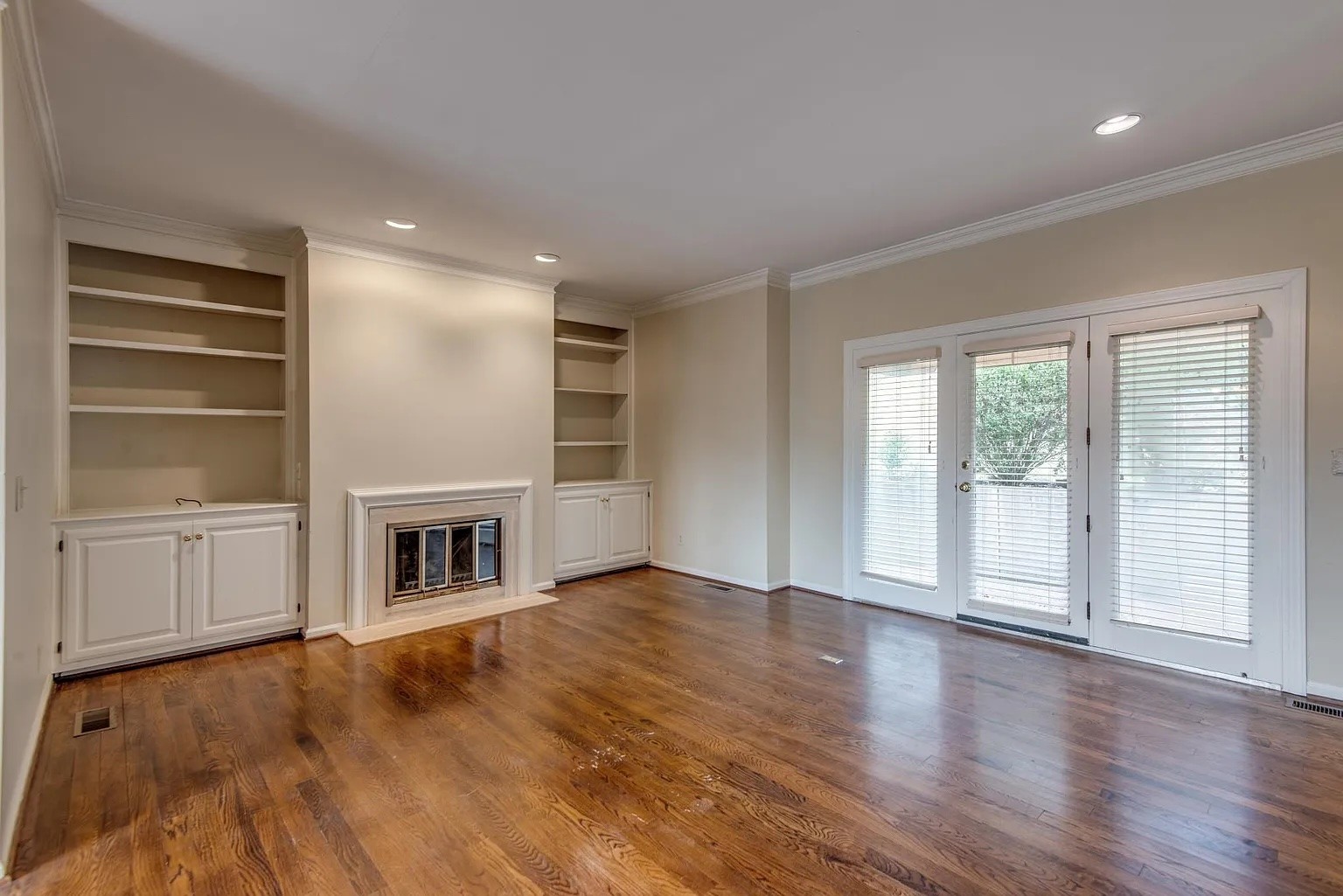 252 Westchase Dr