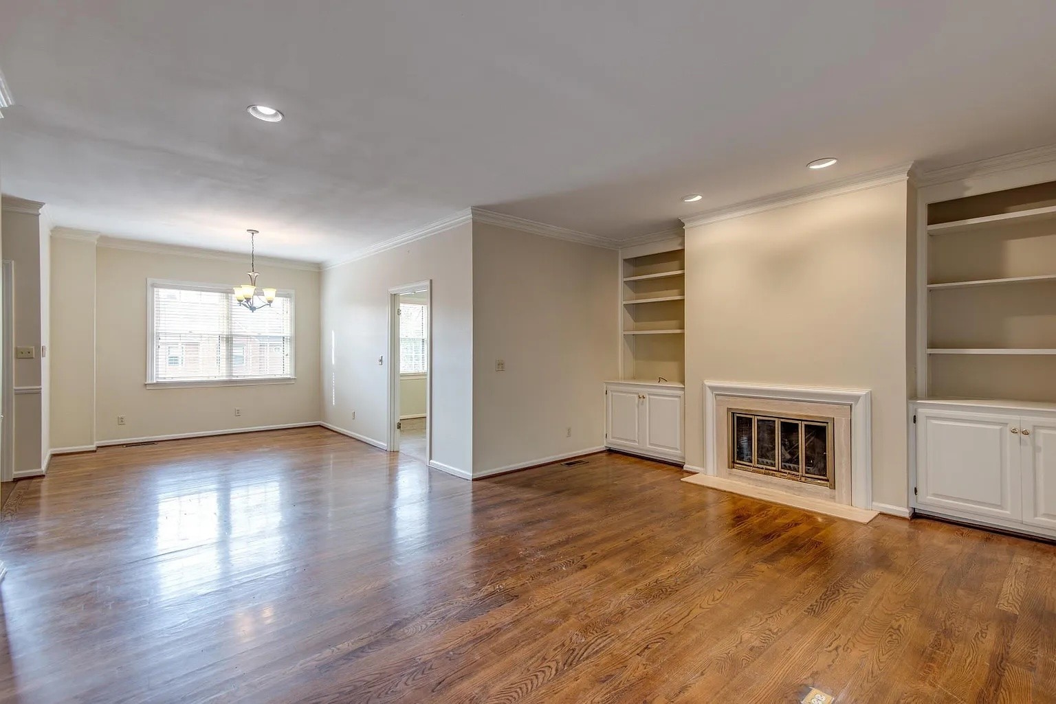 252 Westchase Dr