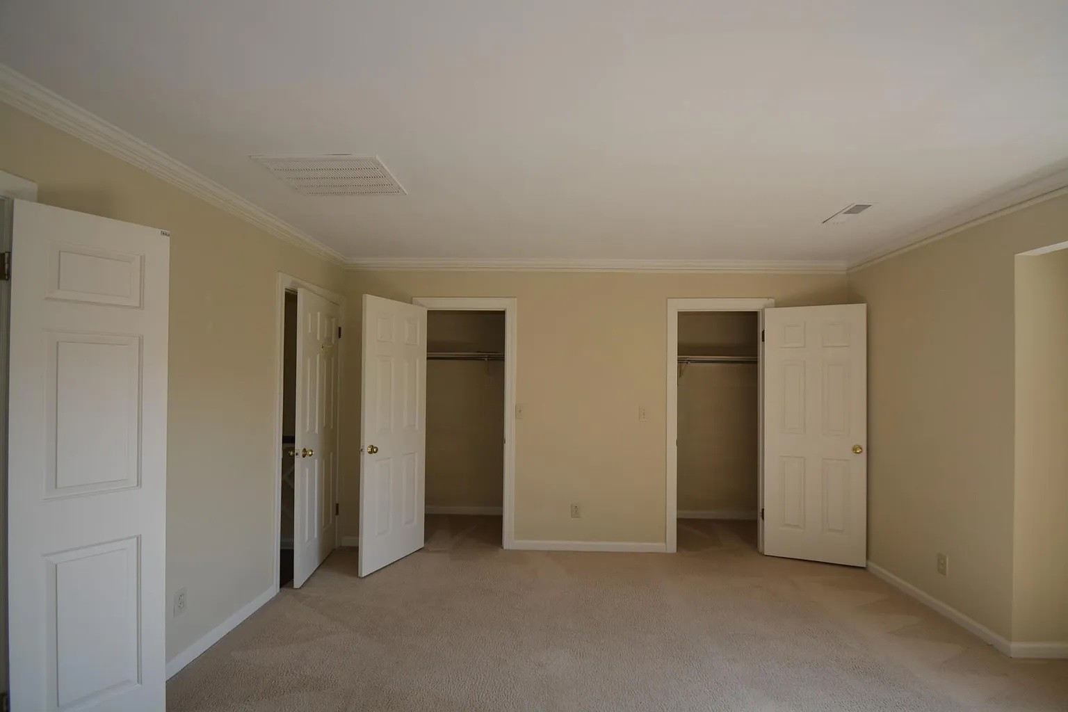 252 Westchase Dr
