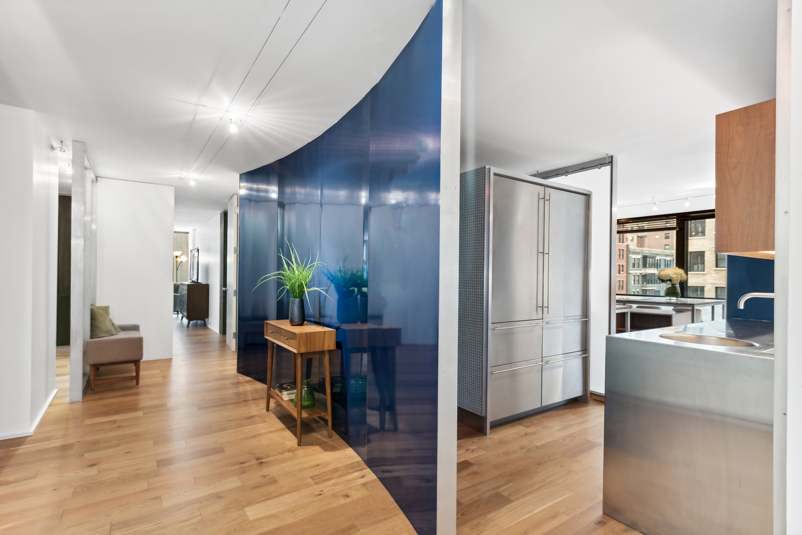 900 N Lake Shore Drive Unit: 603