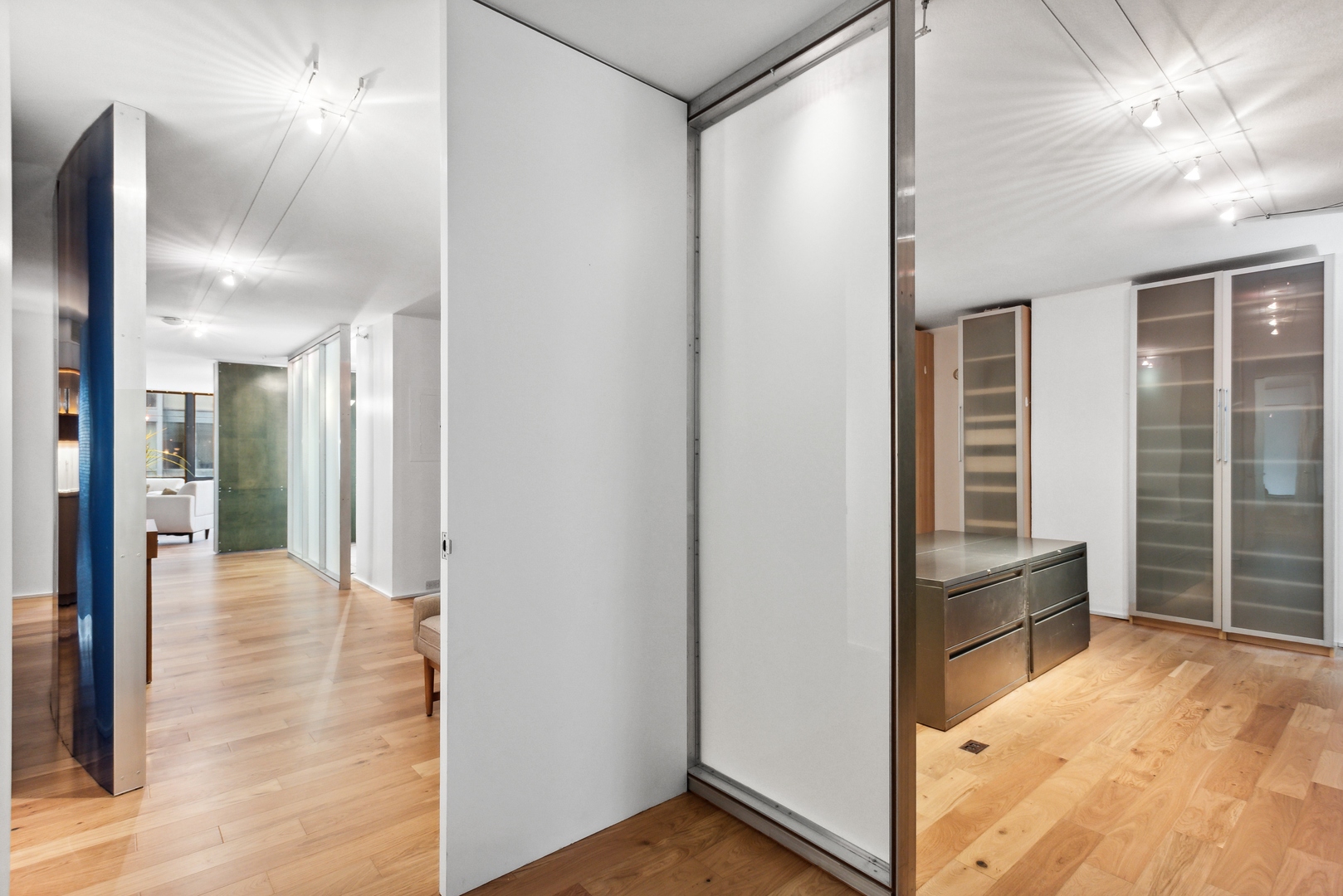 900 N Lake Shore Drive Unit: 603