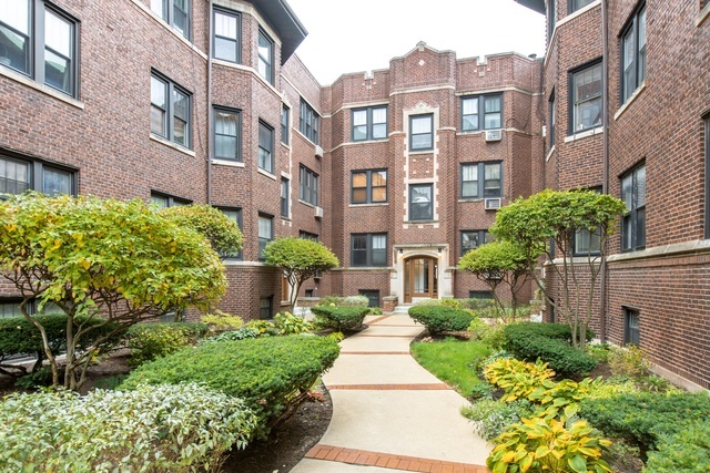 533 W Addison Street Unit: 2N
