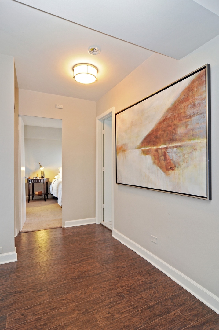 4980 N MARINE Drive Unit: 835