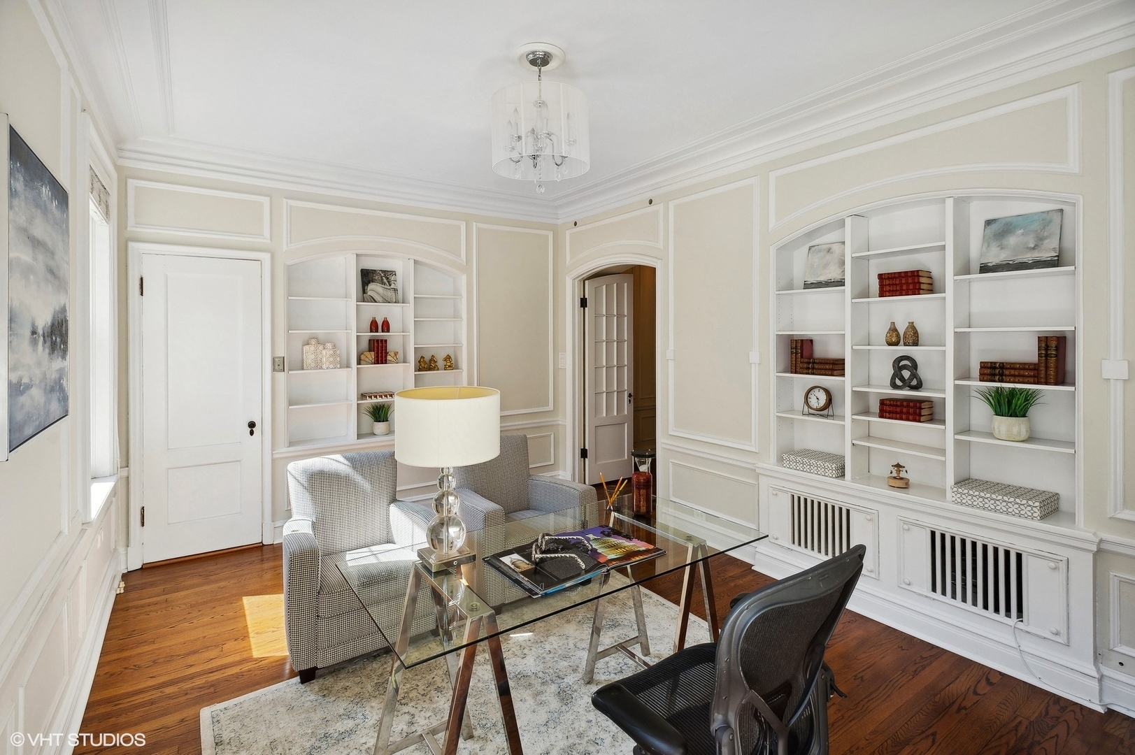 655 W Junior Terrace Unit: 1