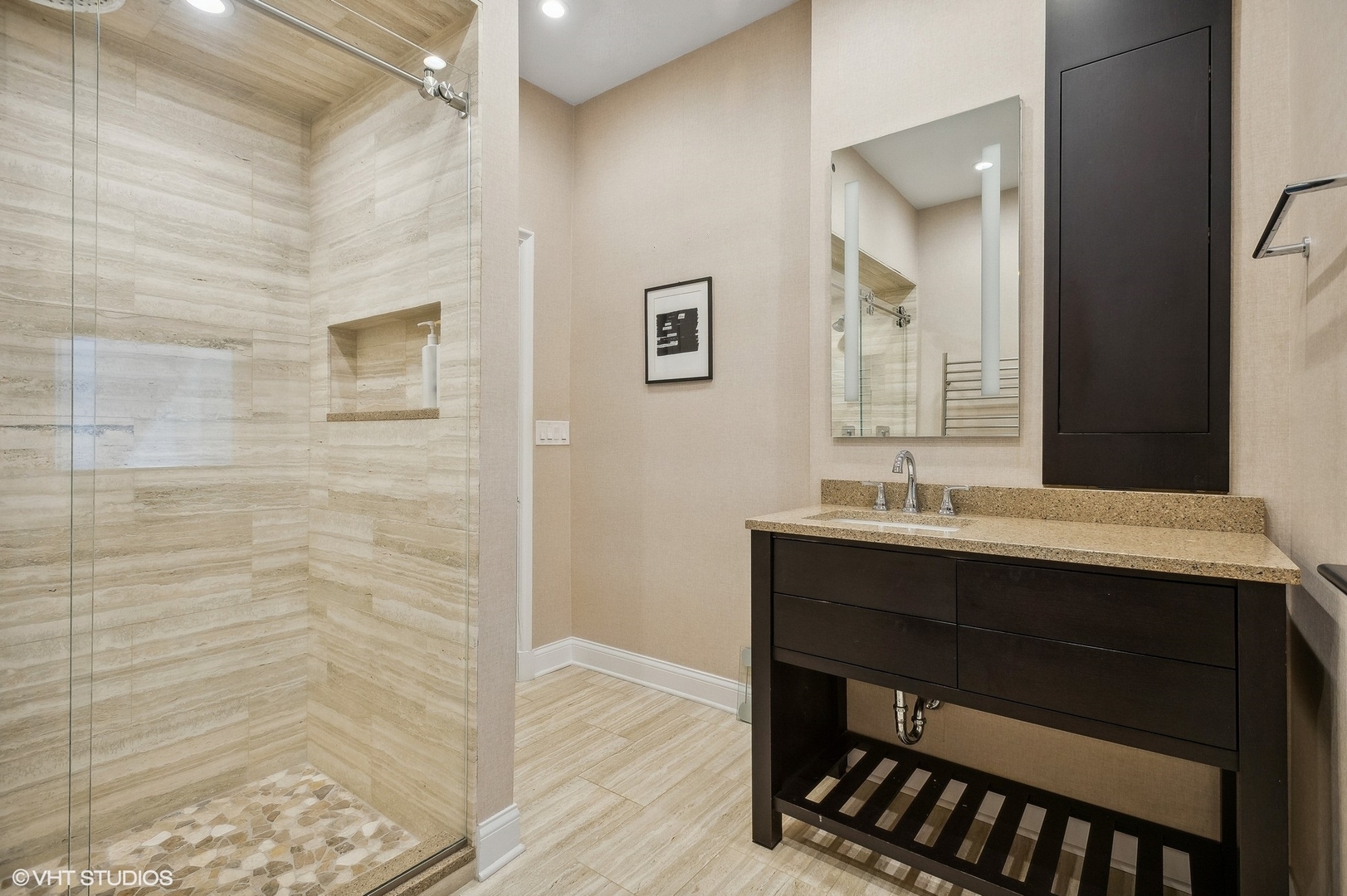 655 W Junior Terrace Unit: 1