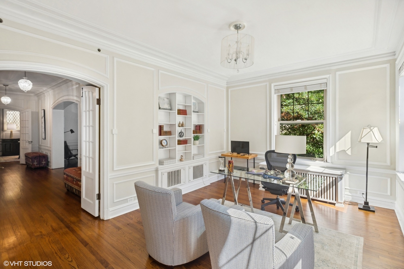 655 W Junior Terrace Unit: 1