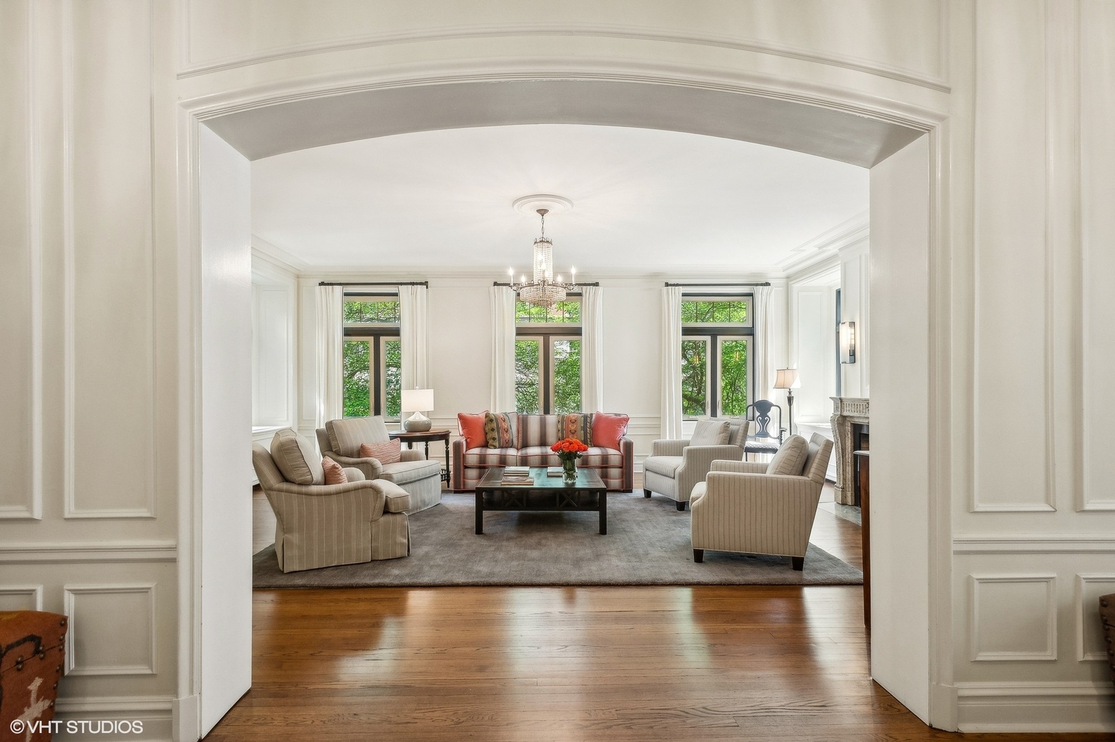 655 W Junior Terrace Unit: 1