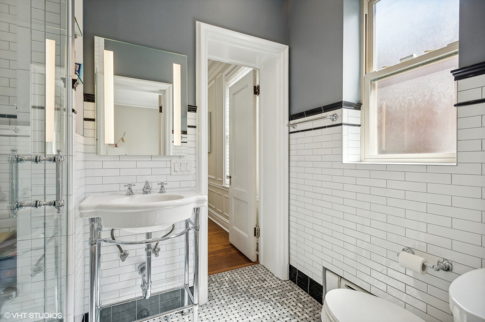 655 W Junior Terrace Unit: 1