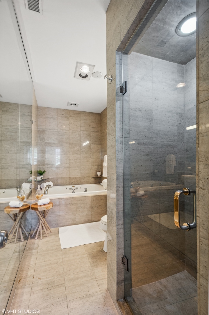 1443 N Dearborn Parkway