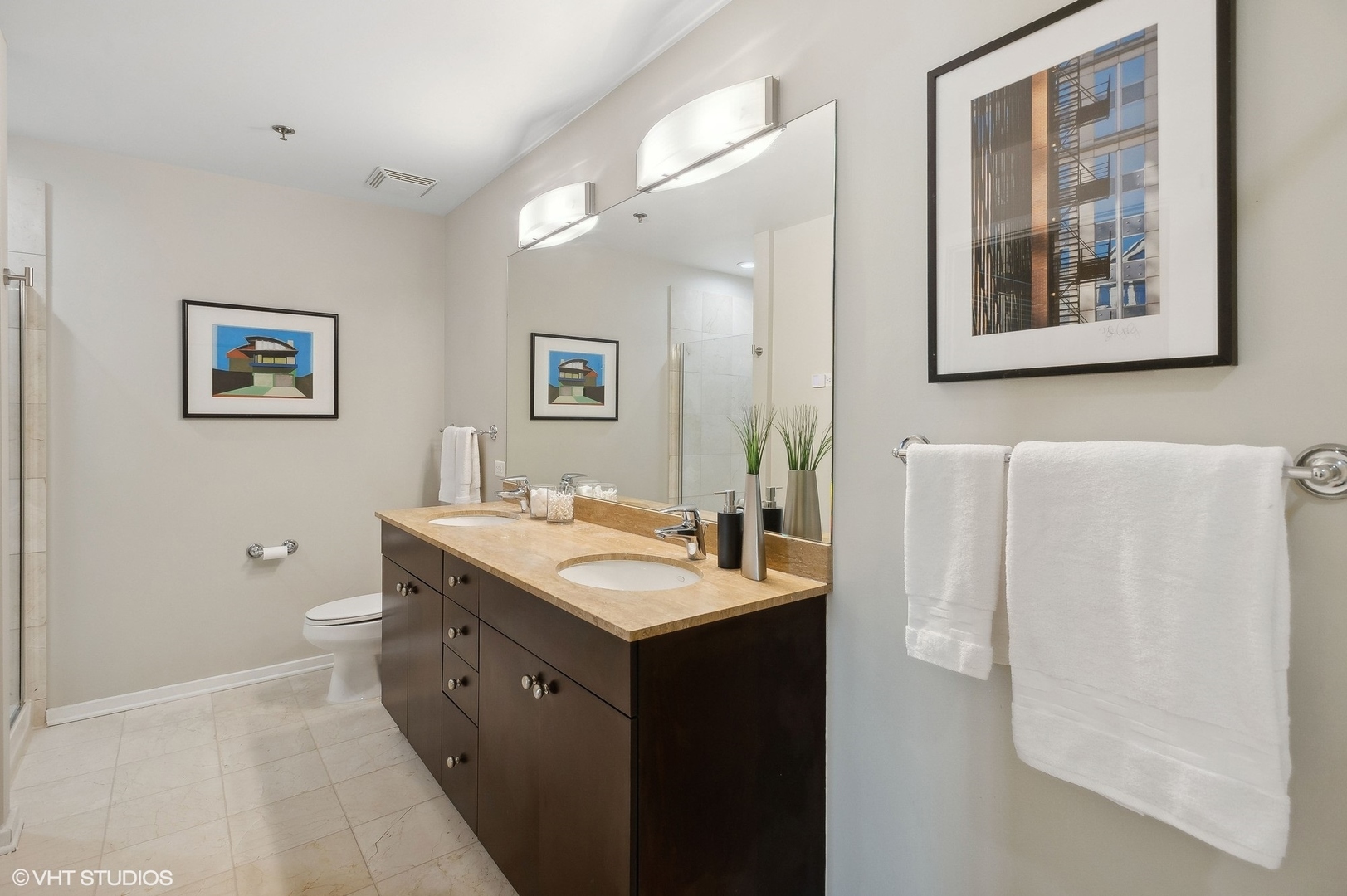 125 S GREEN Street Unit: 804A