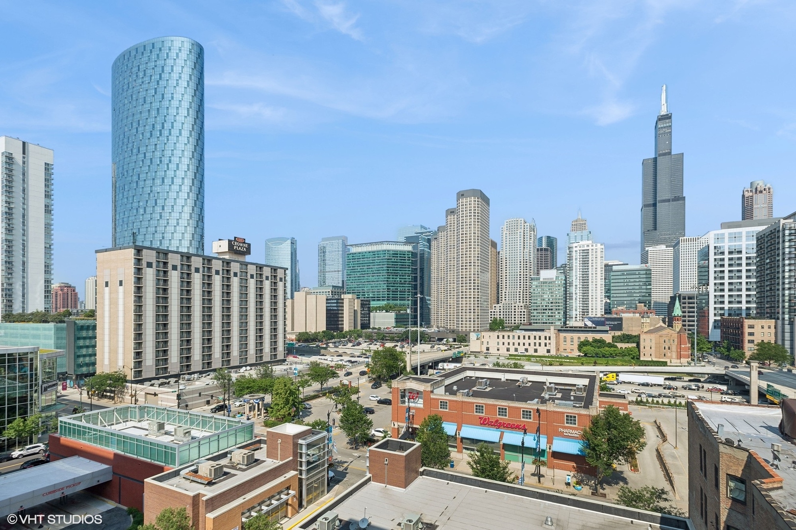 125 S GREEN Street Unit: 804A