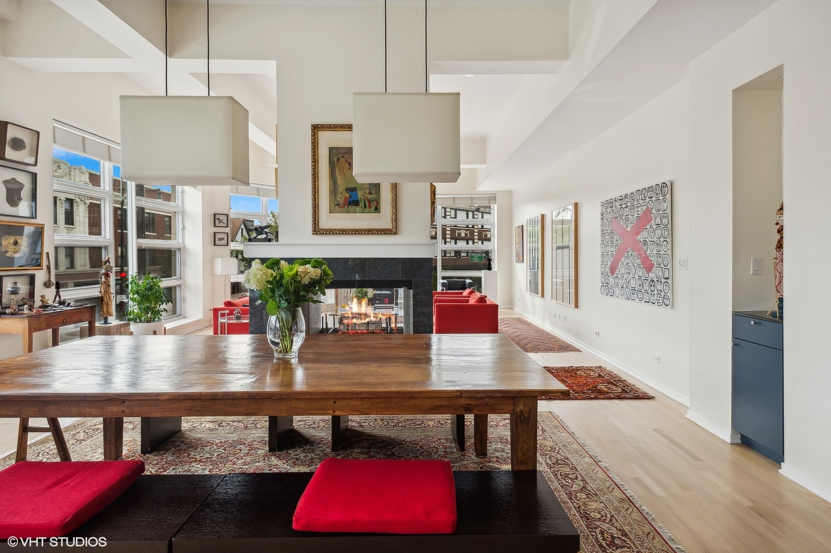 3105 N Greenview Avenue