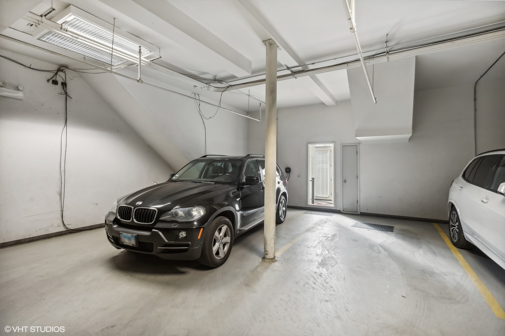 3105 N Greenview Avenue