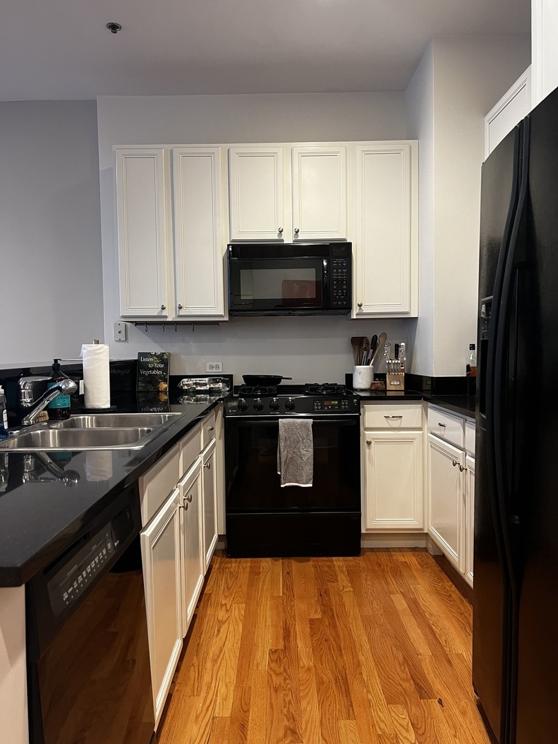 888 S Michigan Avenue Unit: 402