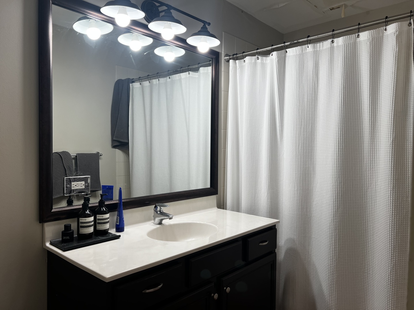 888 S Michigan Avenue Unit: 402