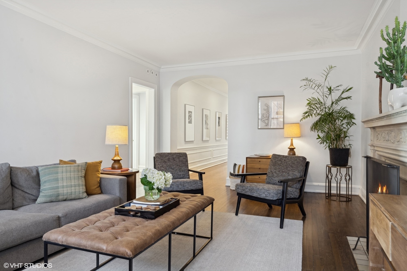 3300 N LAKE SHORE Drive Unit: 9E