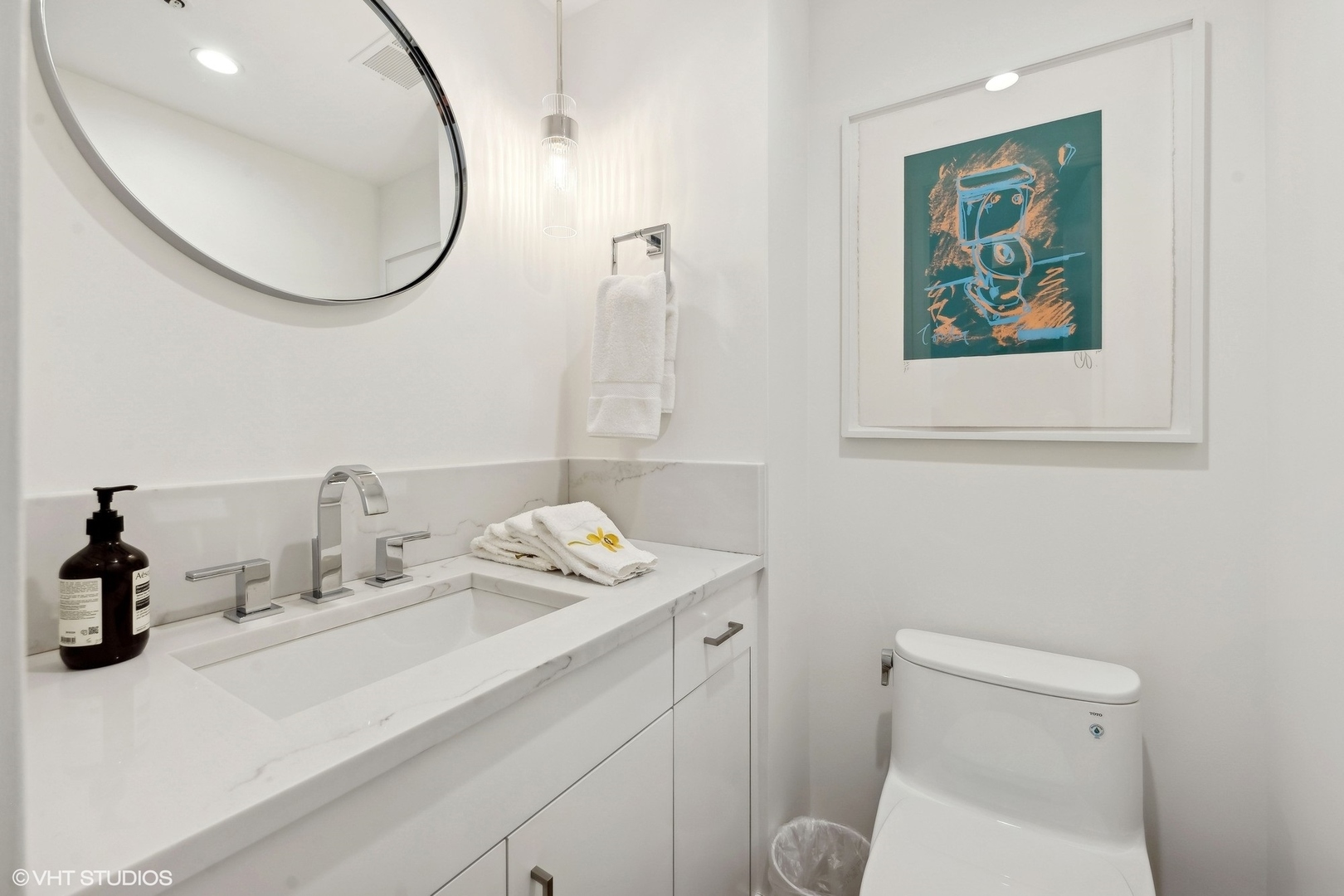 950 N Michigan Avenue Unit: 3404