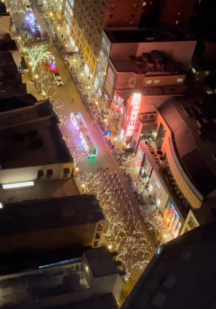 950 N Michigan Avenue Unit: 3404