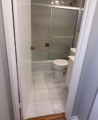 420 W Aldine Avenue Unit: 330