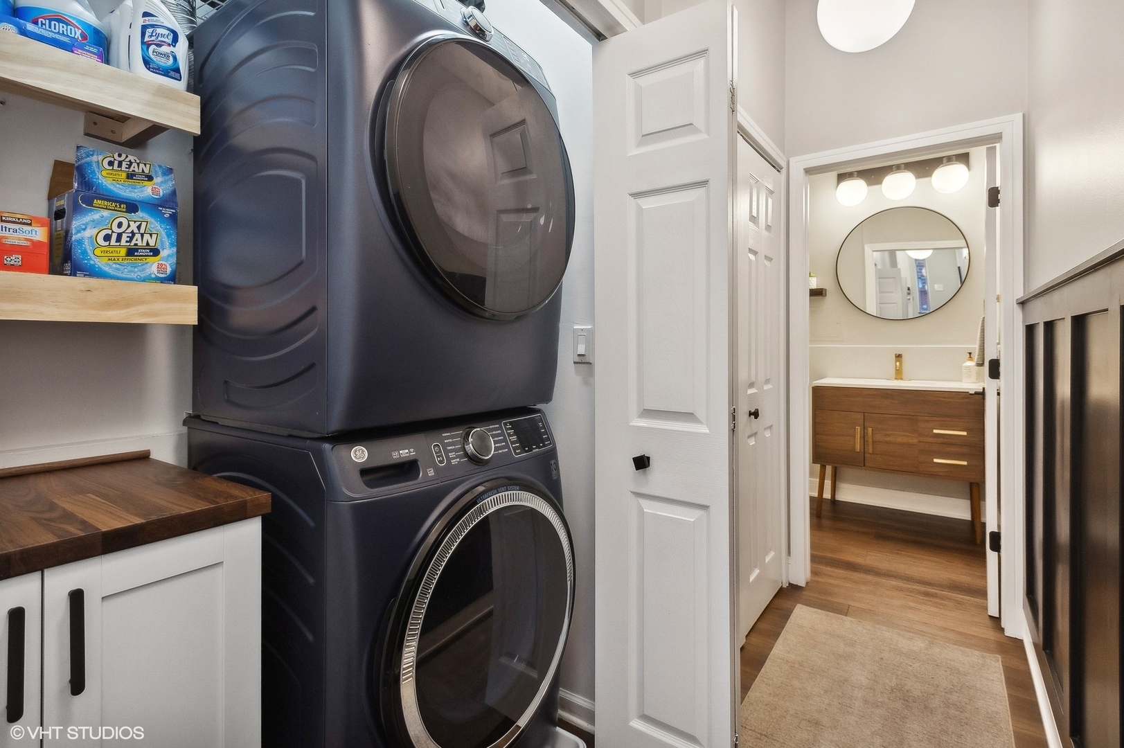 4438 N RACINE Avenue Unit: B