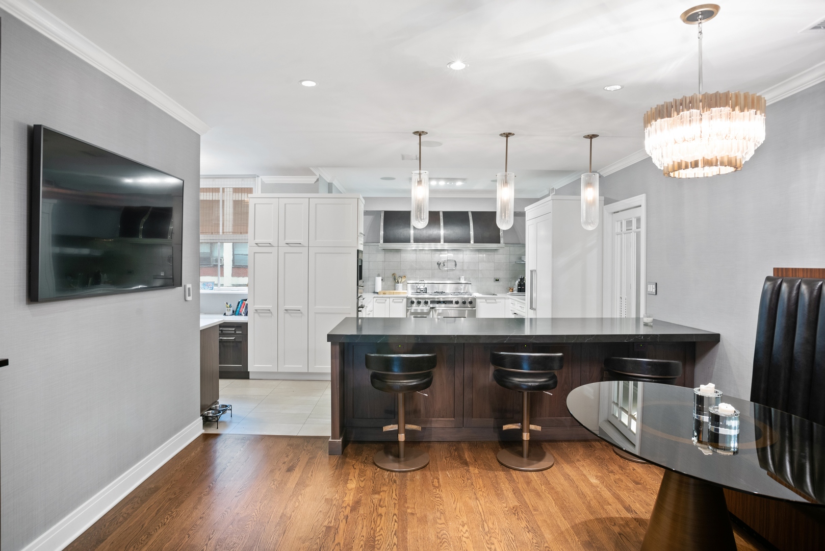 3400 N LAKE SHORE Drive Unit: 2D