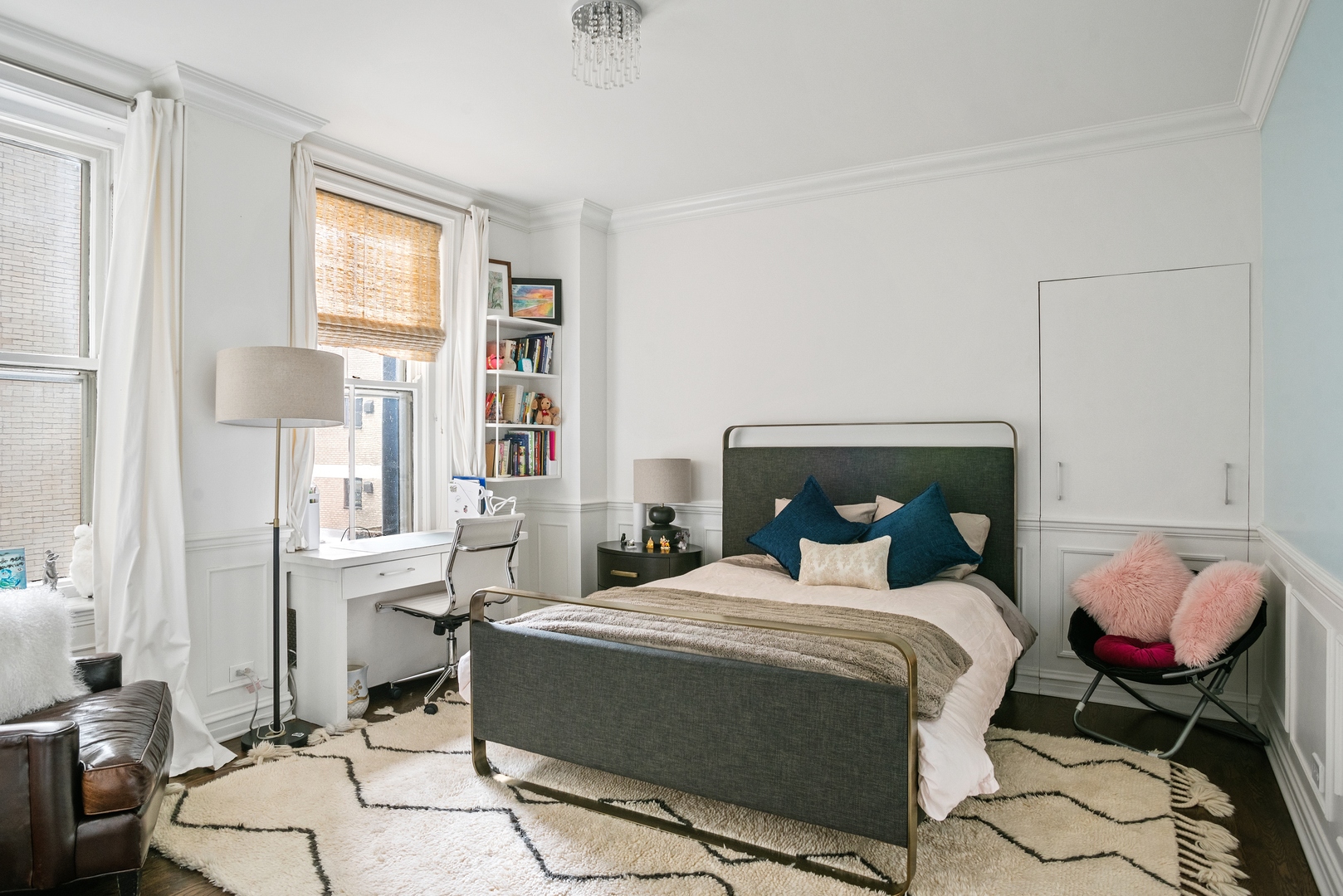 3400 N LAKE SHORE Drive Unit: 2D