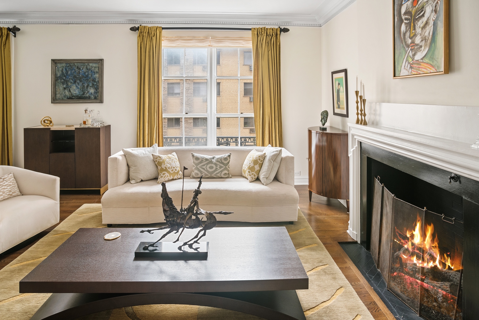 3400 N LAKE SHORE Drive Unit: 2D