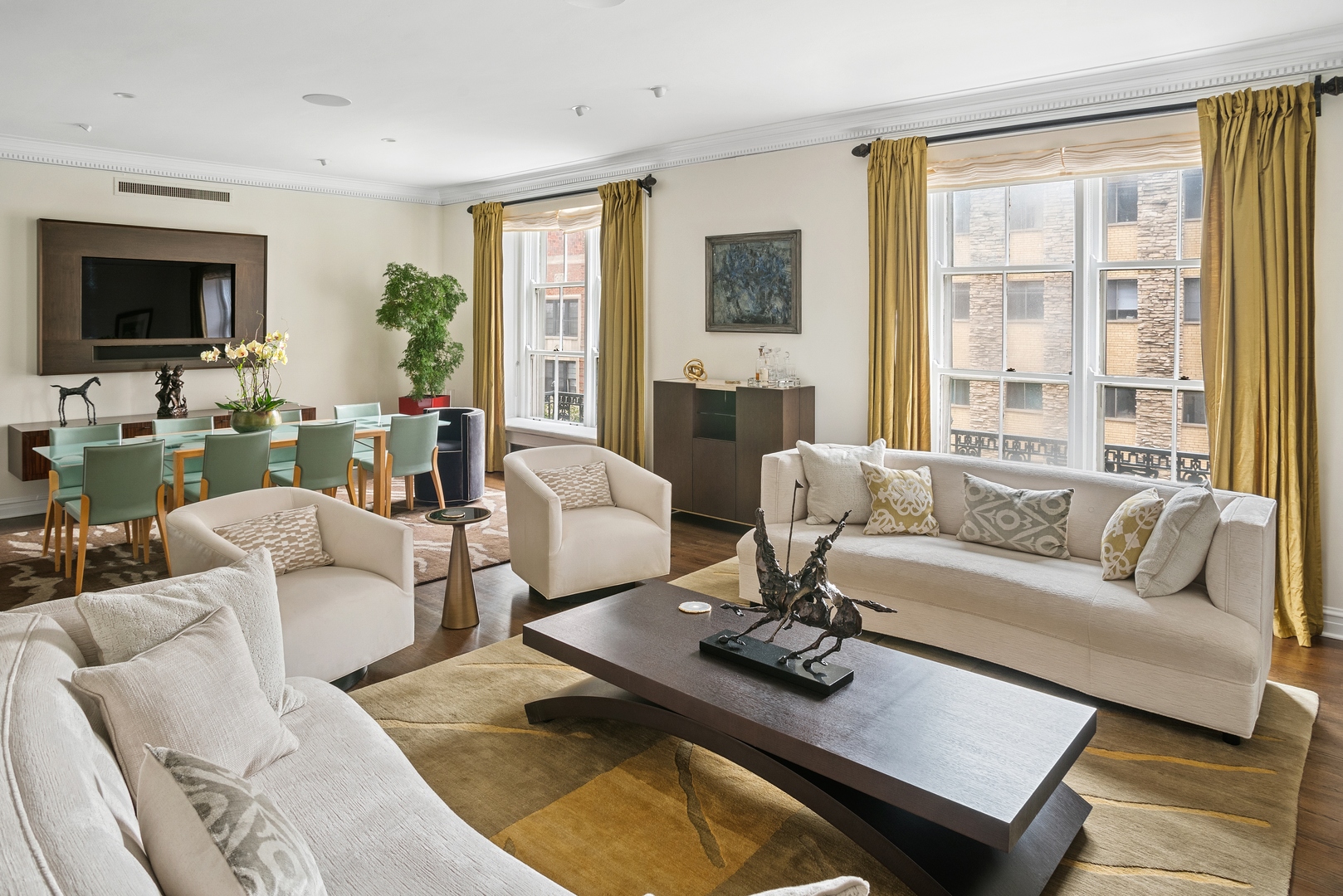 3400 N LAKE SHORE Drive Unit: 2D