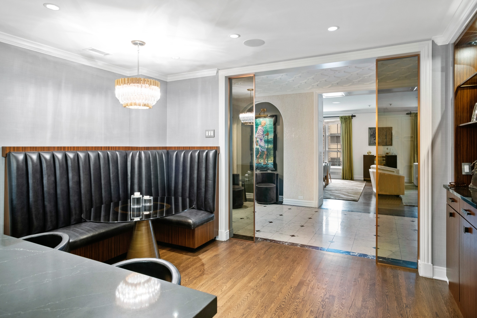 3400 N LAKE SHORE Drive Unit: 2D