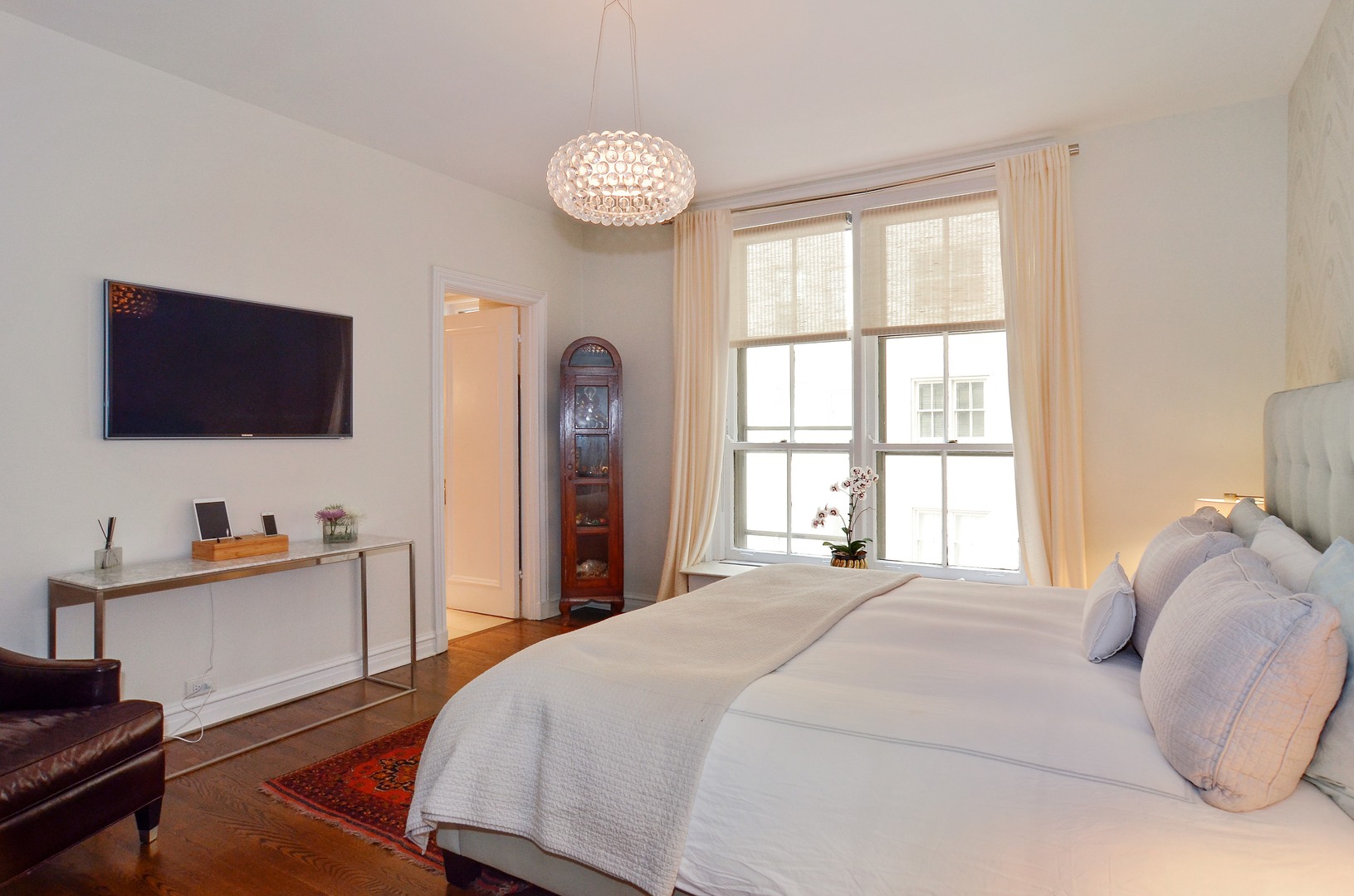 3400 N LAKE SHORE Drive Unit: 2D
