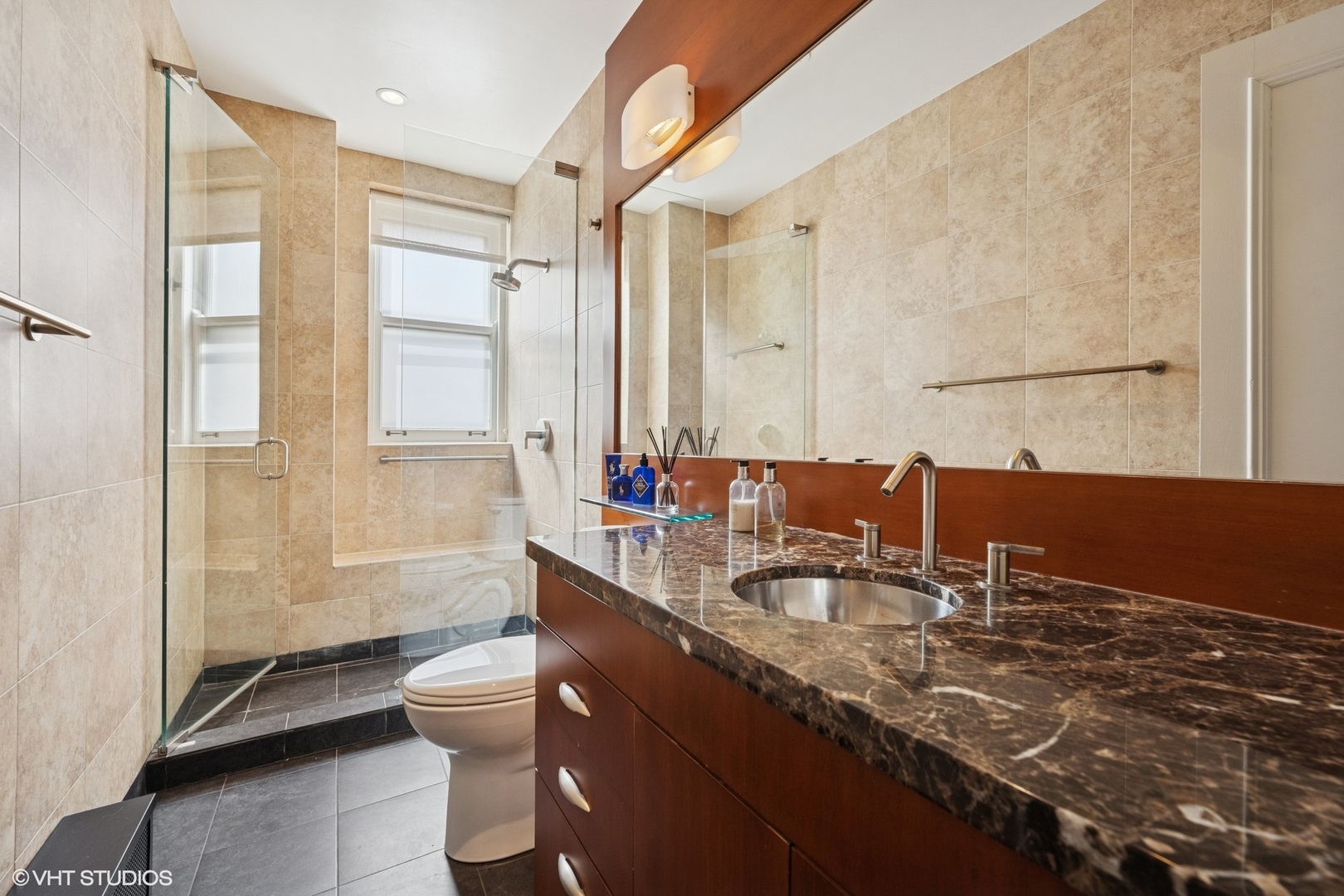 3400 N Lake Shore Drive Unit: 6A