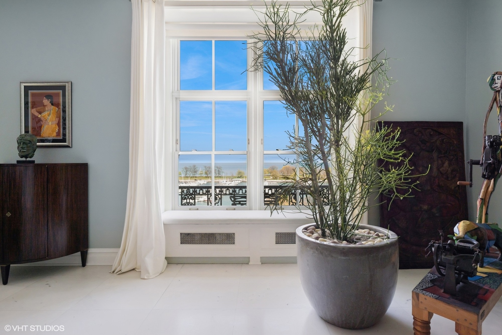 3400 N Lake Shore Drive Unit: 6A