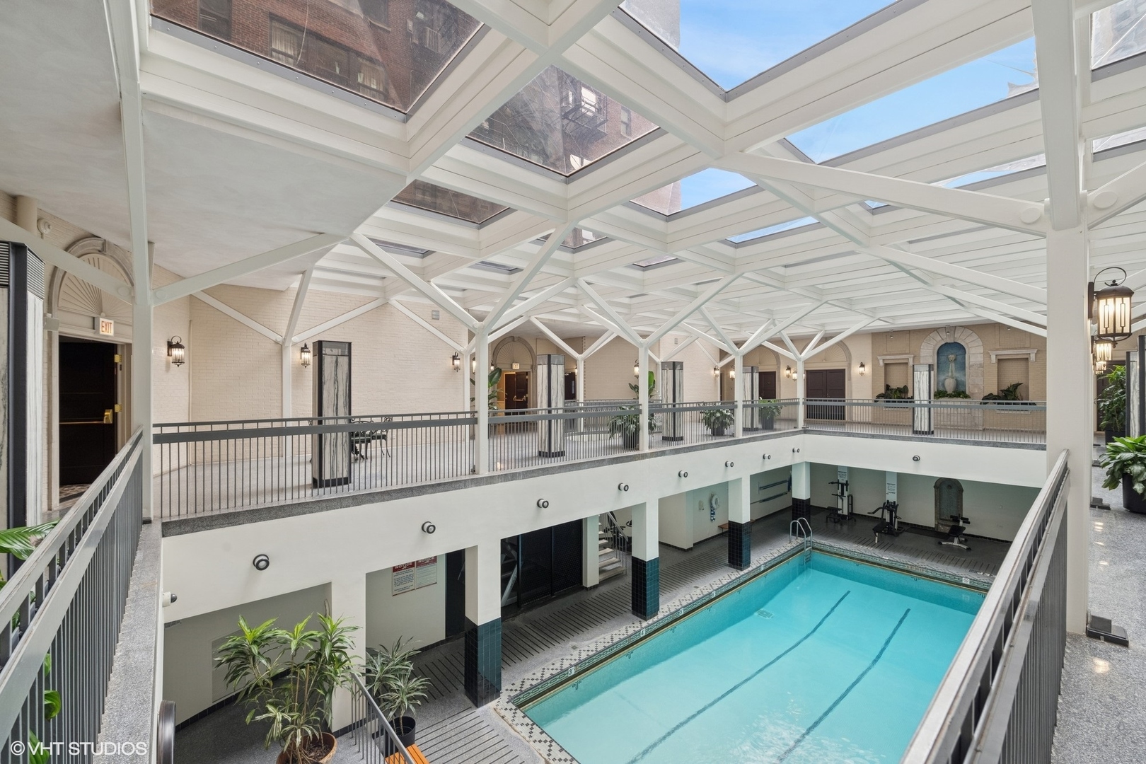 3750 N Lake Shore Drive Unit: 6A