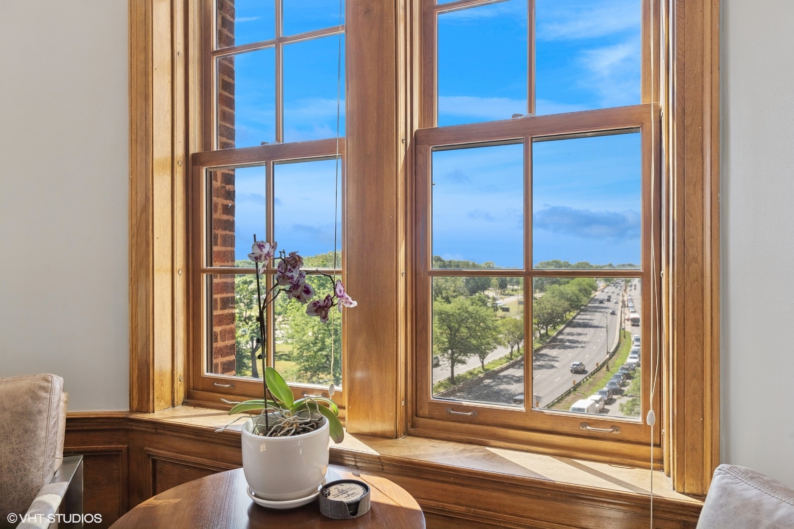 3750 N Lake Shore Drive Unit: 6A