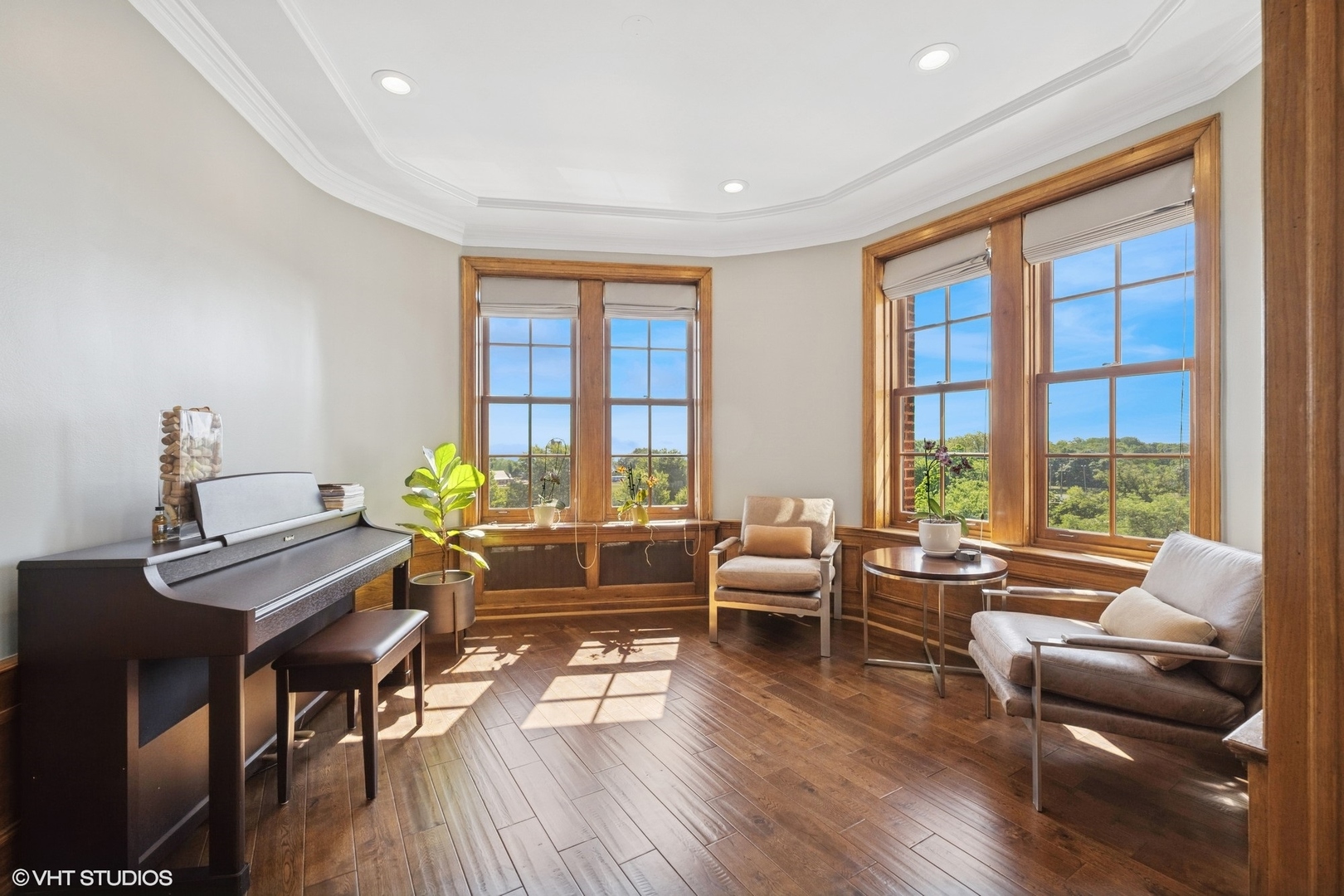 3750 N Lake Shore Drive Unit: 6A