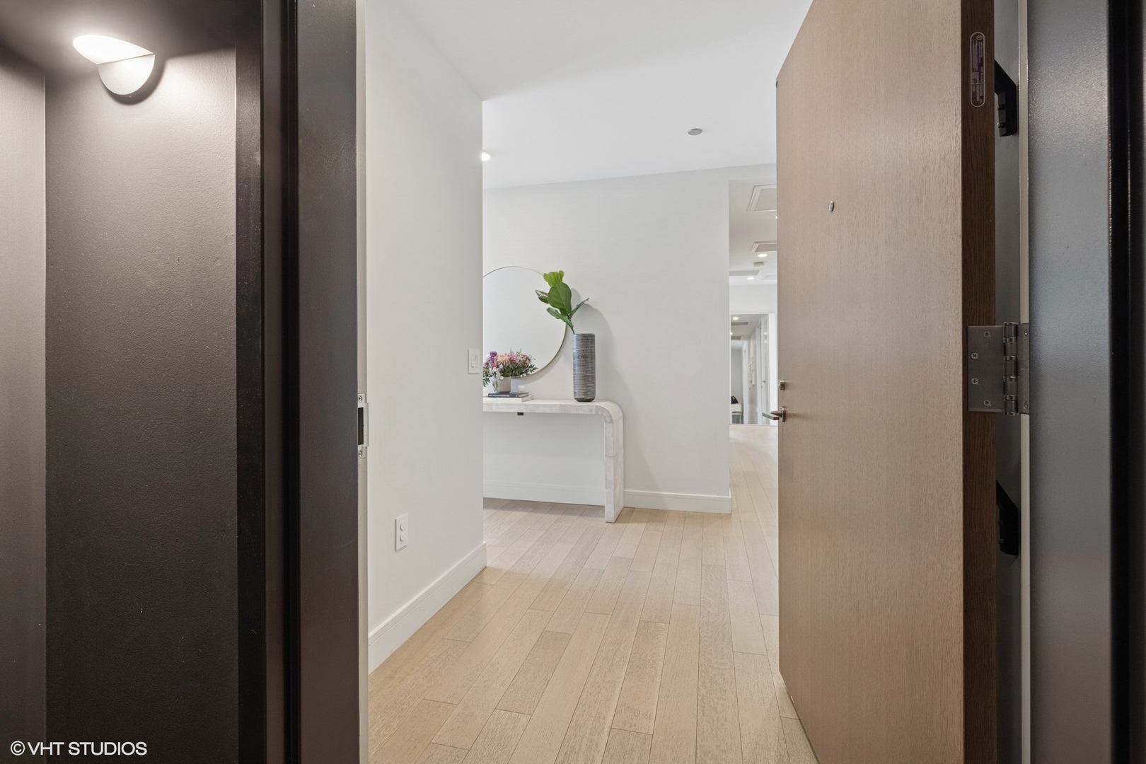 366 W Superior Street Unit: 702