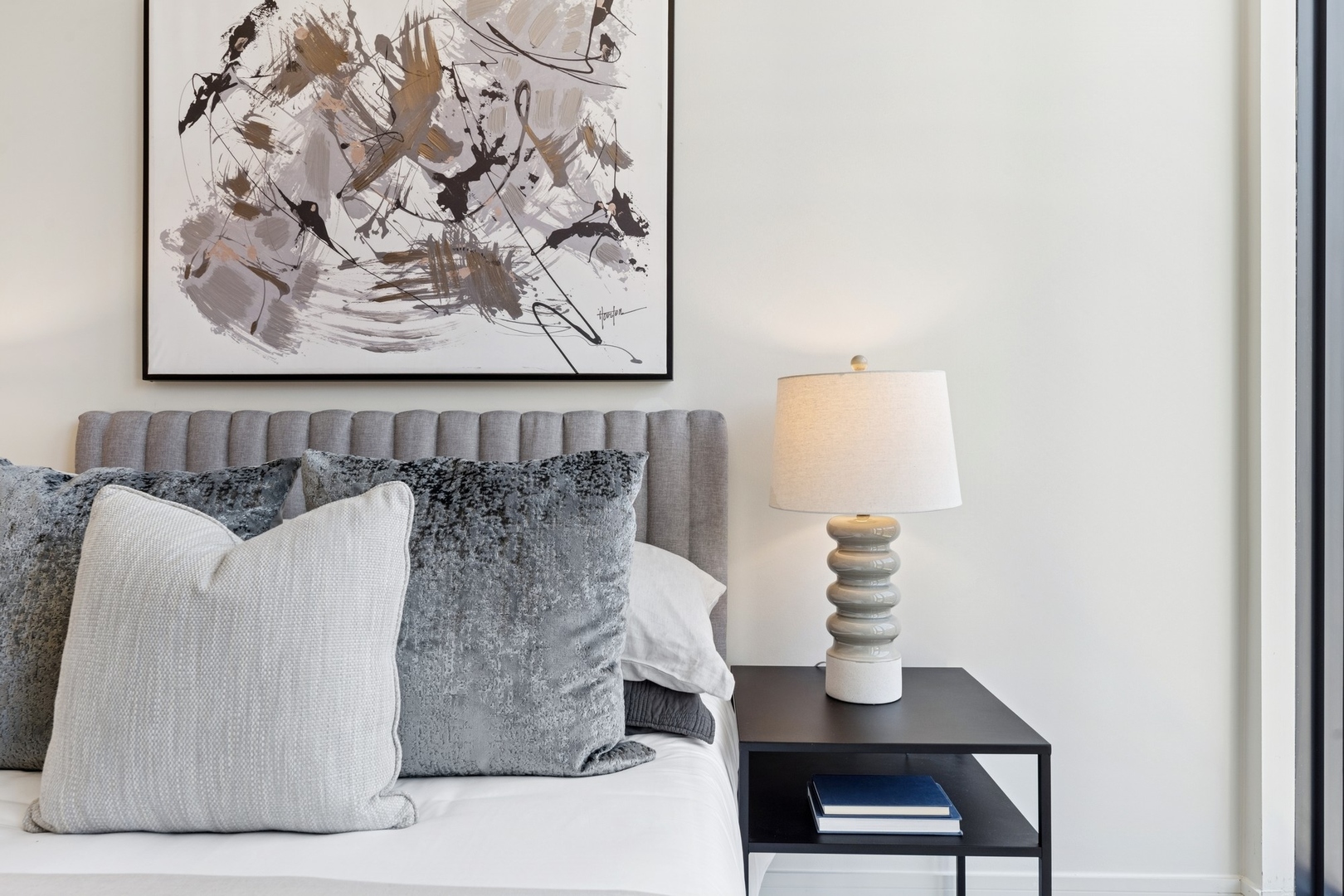 366 W Superior Street Unit: 702