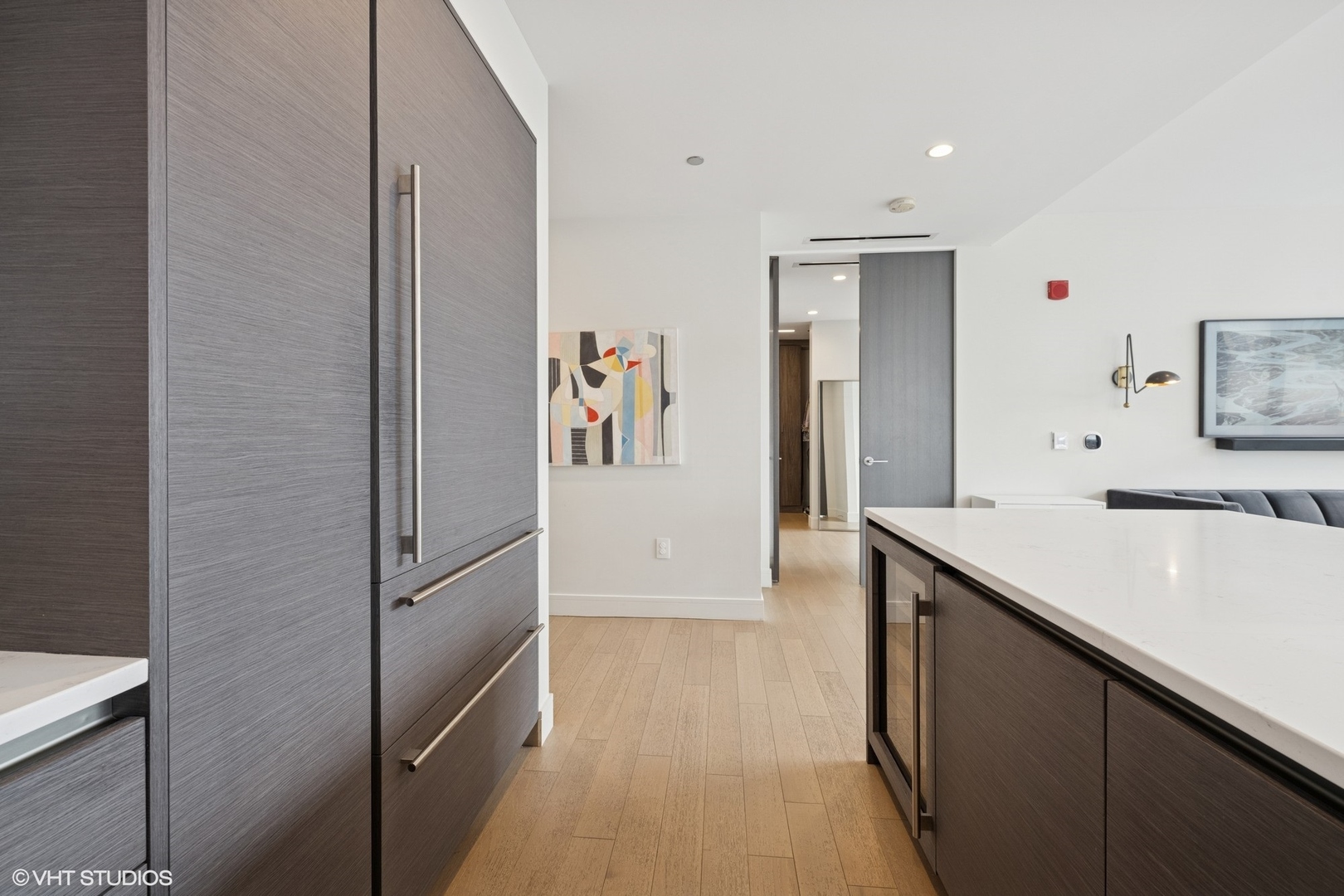 366 W Superior Street Unit: 702