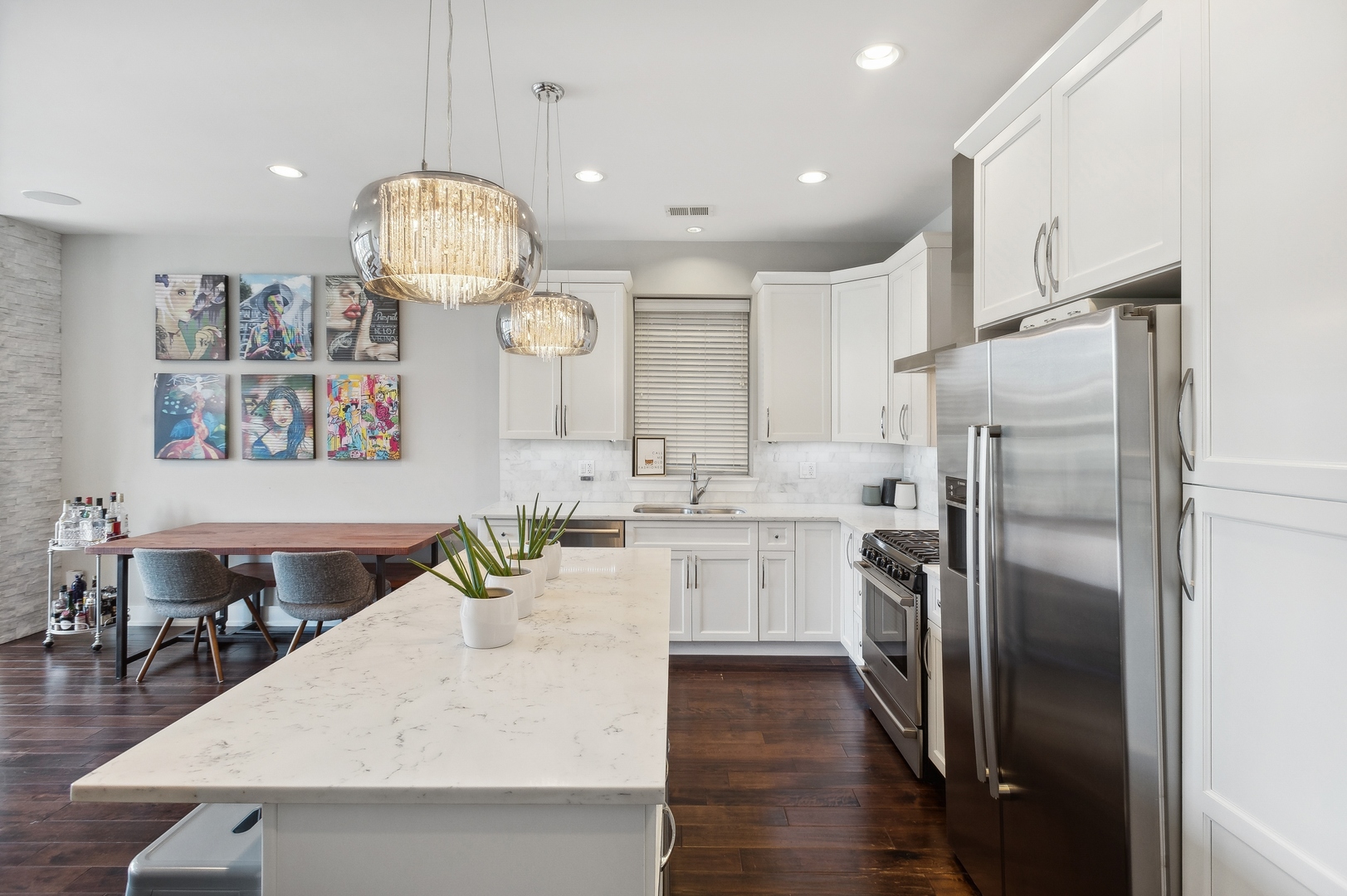 3215 N ELSTON Avenue Unit: 2N