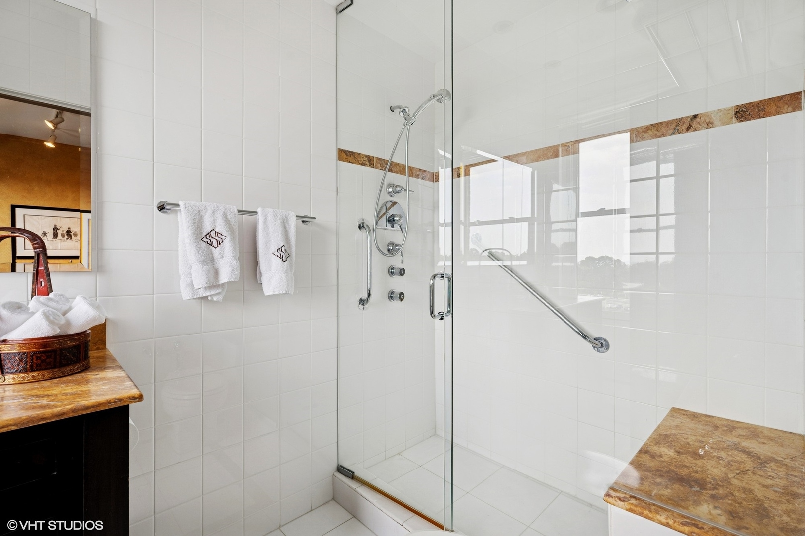 3500 N Lake Shore Drive Unit: 6C
