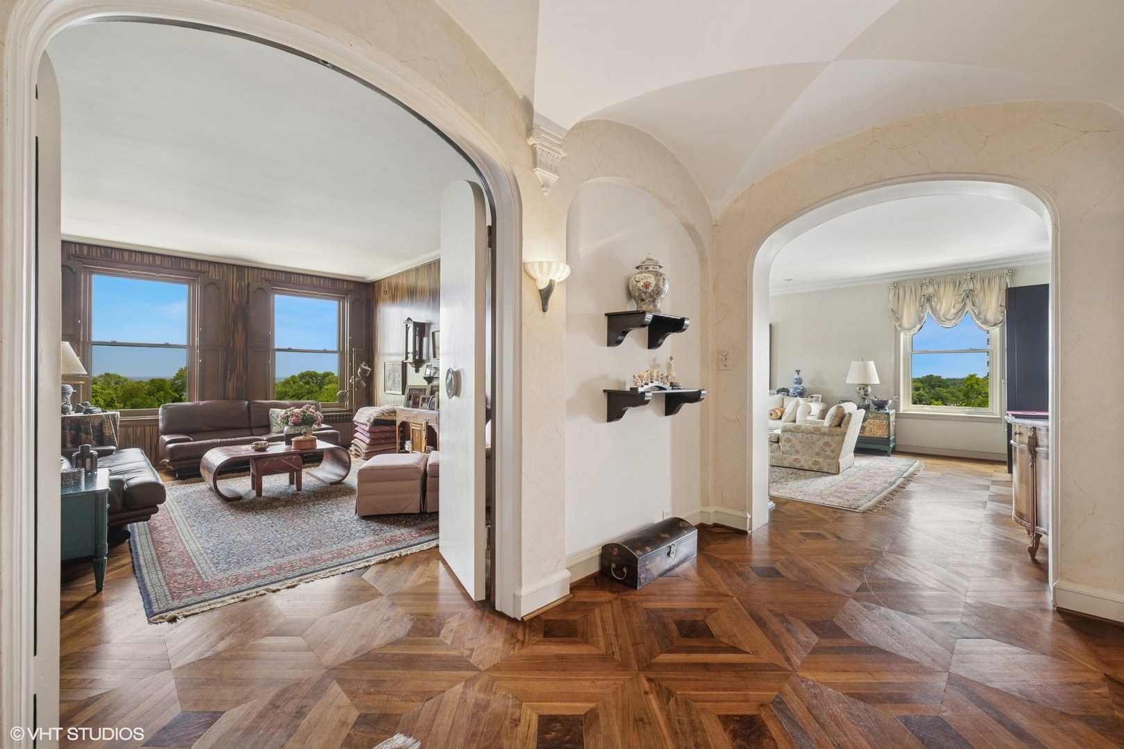 3500 N Lake Shore Drive Unit: 6C