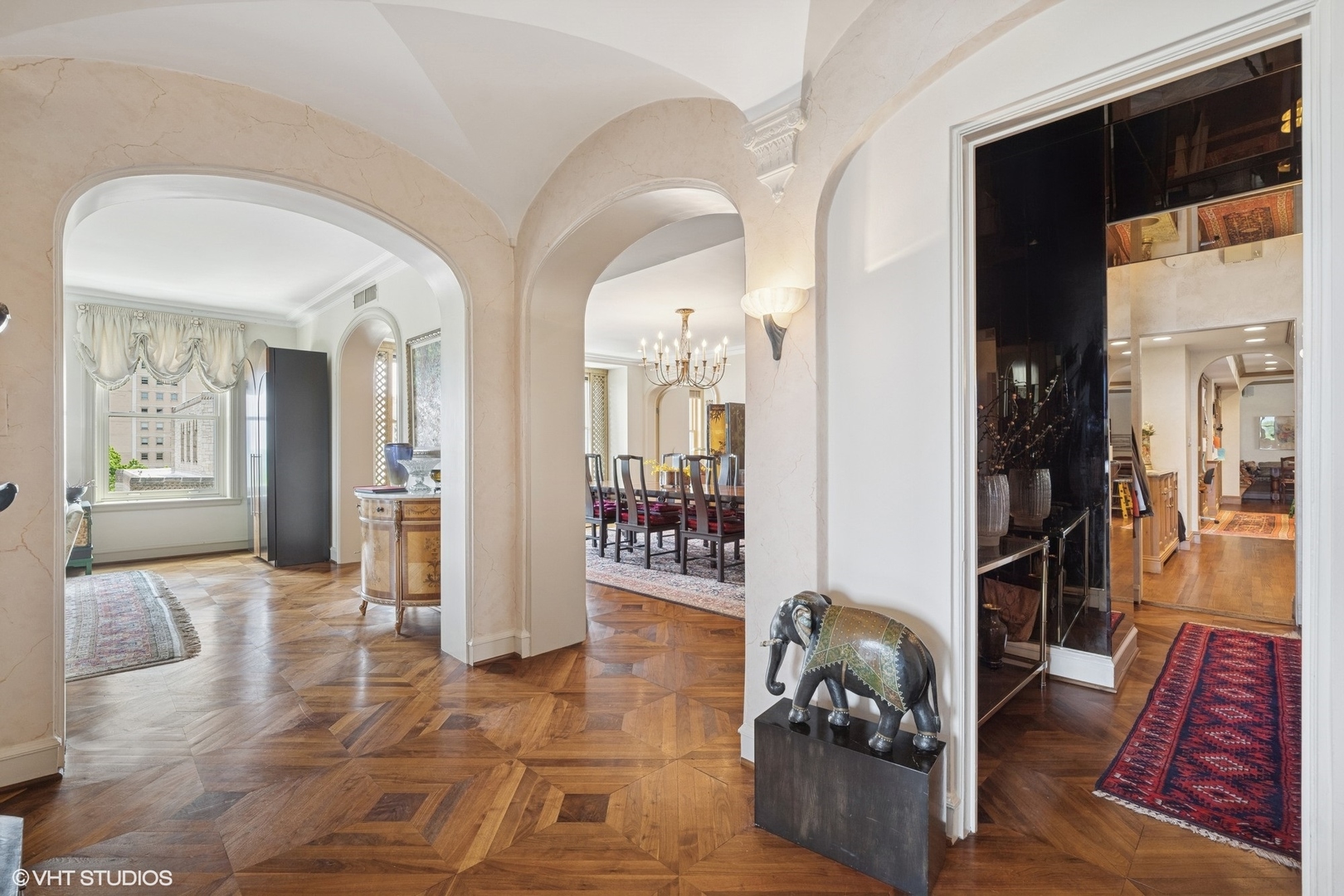 3500 N Lake Shore Drive Unit: 6C