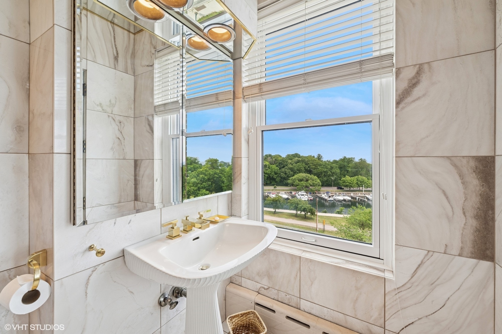 3500 N Lake Shore Drive Unit: 6C