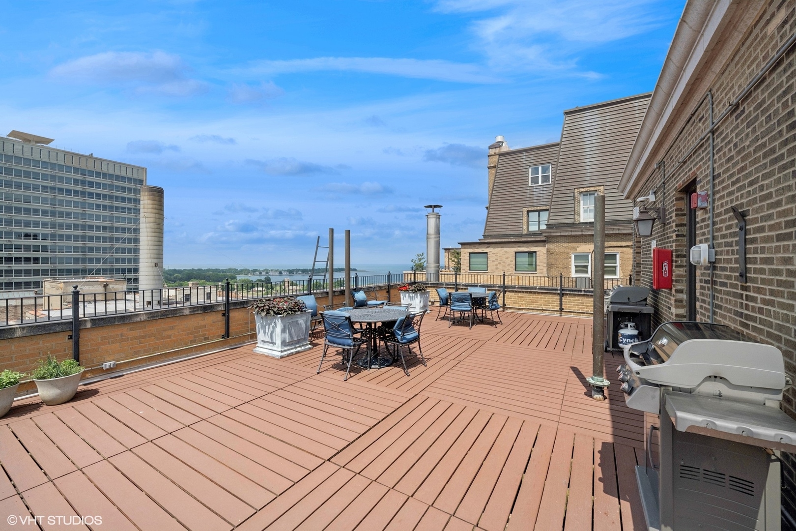 3500 N Lake Shore Drive Unit: 6C