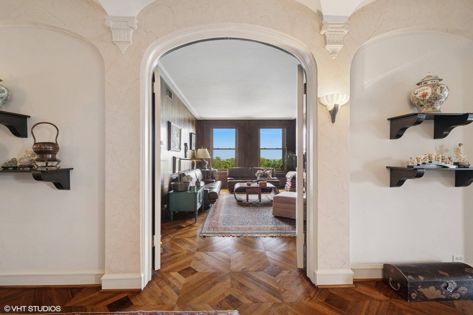 3500 N Lake Shore Drive Unit: 6C