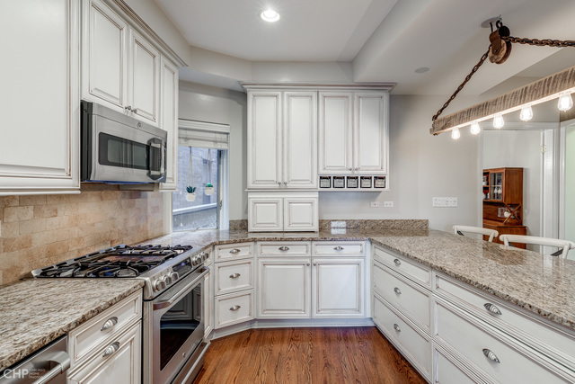 510 W Roscoe Street Unit: 1