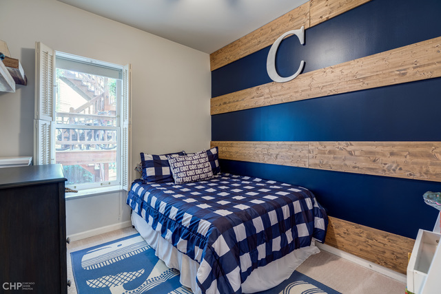 510 W Roscoe Street Unit: 1