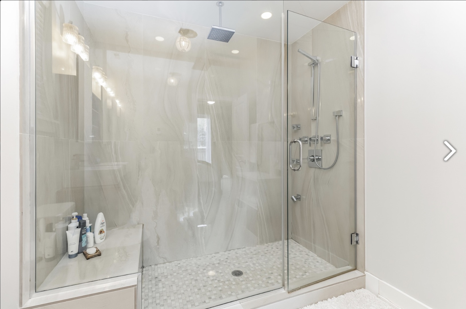 3215 N Elston Avenue Unit: 2S